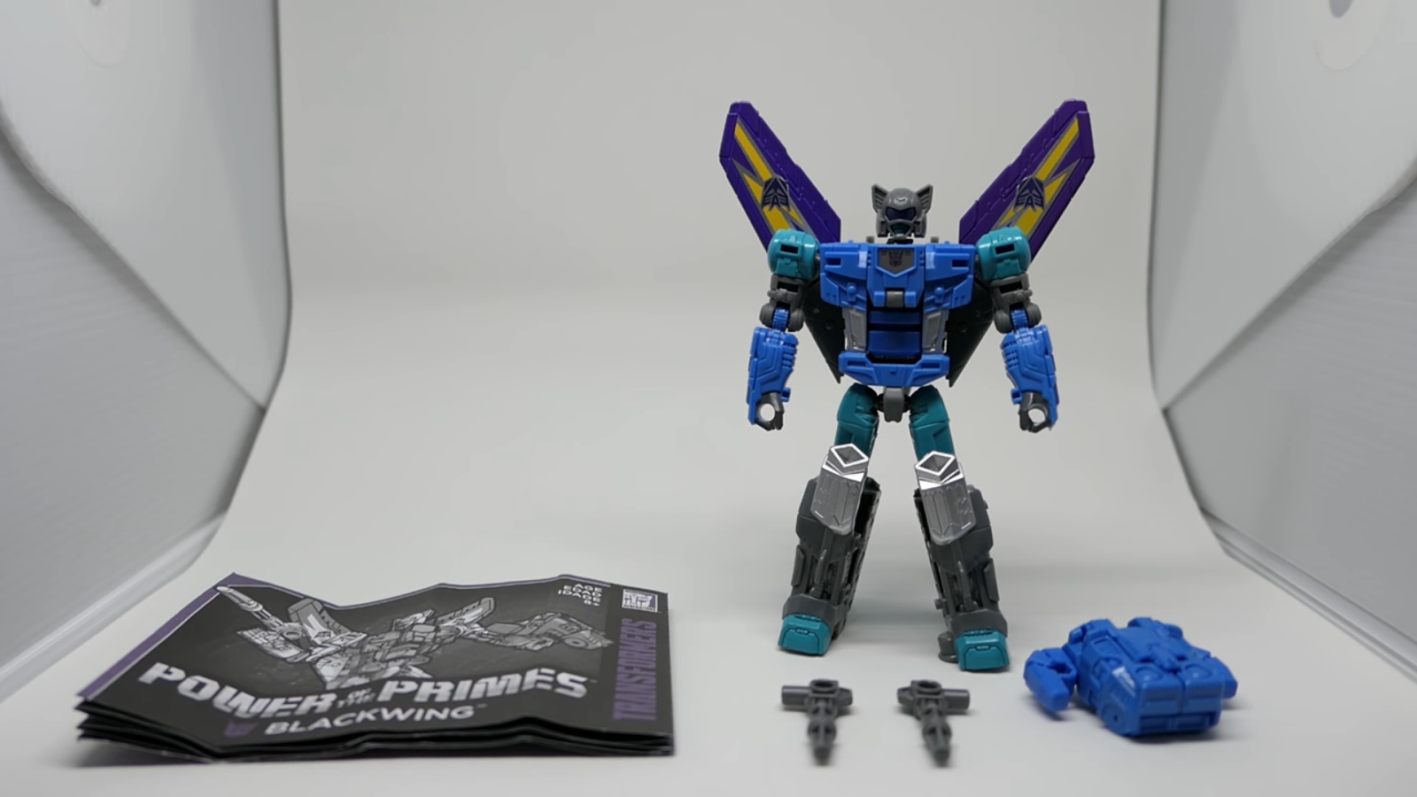 Video Review of Transformers Power of the Primes Blackwing