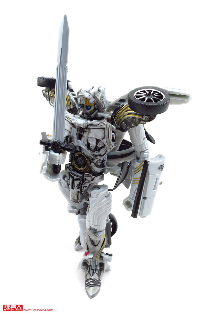 In Hand Images of Transformers: The Last Knight Deluxe Cogman