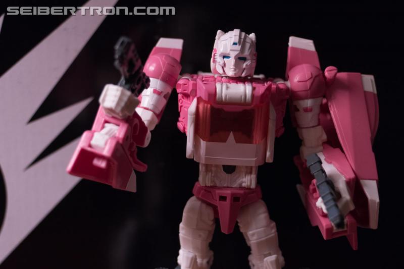 #HASCON 2017 Early Access Exclusive Transformers Titans Return Arcee with Daniel and Ultra Magnus