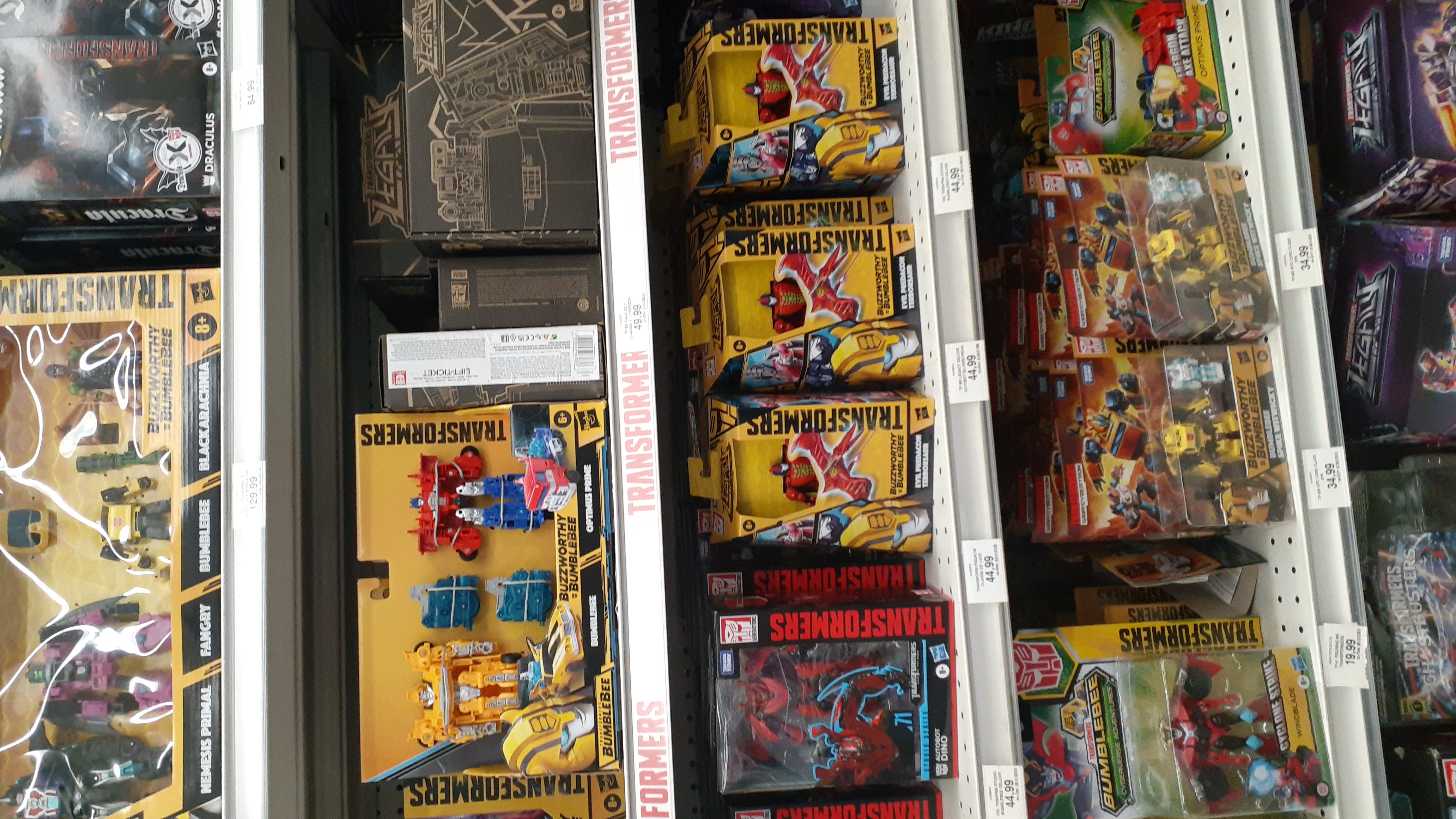Canada Transformers Sightings News with Minerva at Gamestop, Great deal on Red Cog, and More!