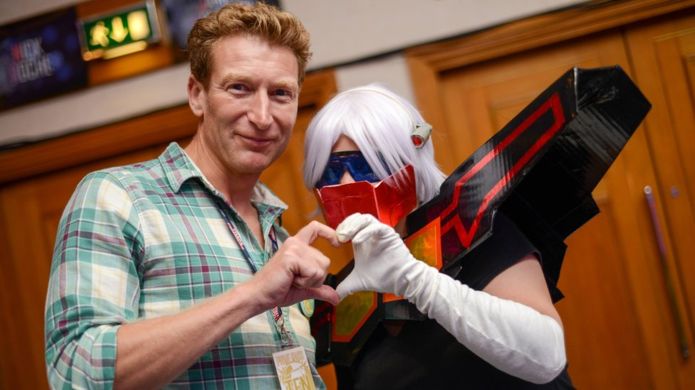 IDW Transformers: Lost Light BBC Article "Transformers: Misfit Robots and the Women who Love Them"