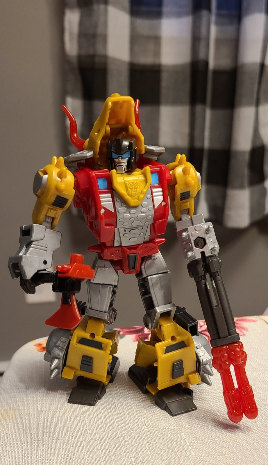 Transformers Cyberverse Deluxe Class Slug Pictorial Review