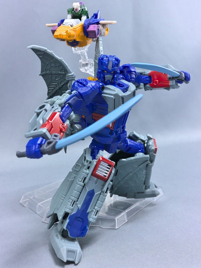 In-Hand Images of e-Hobby Exclusive Combobat