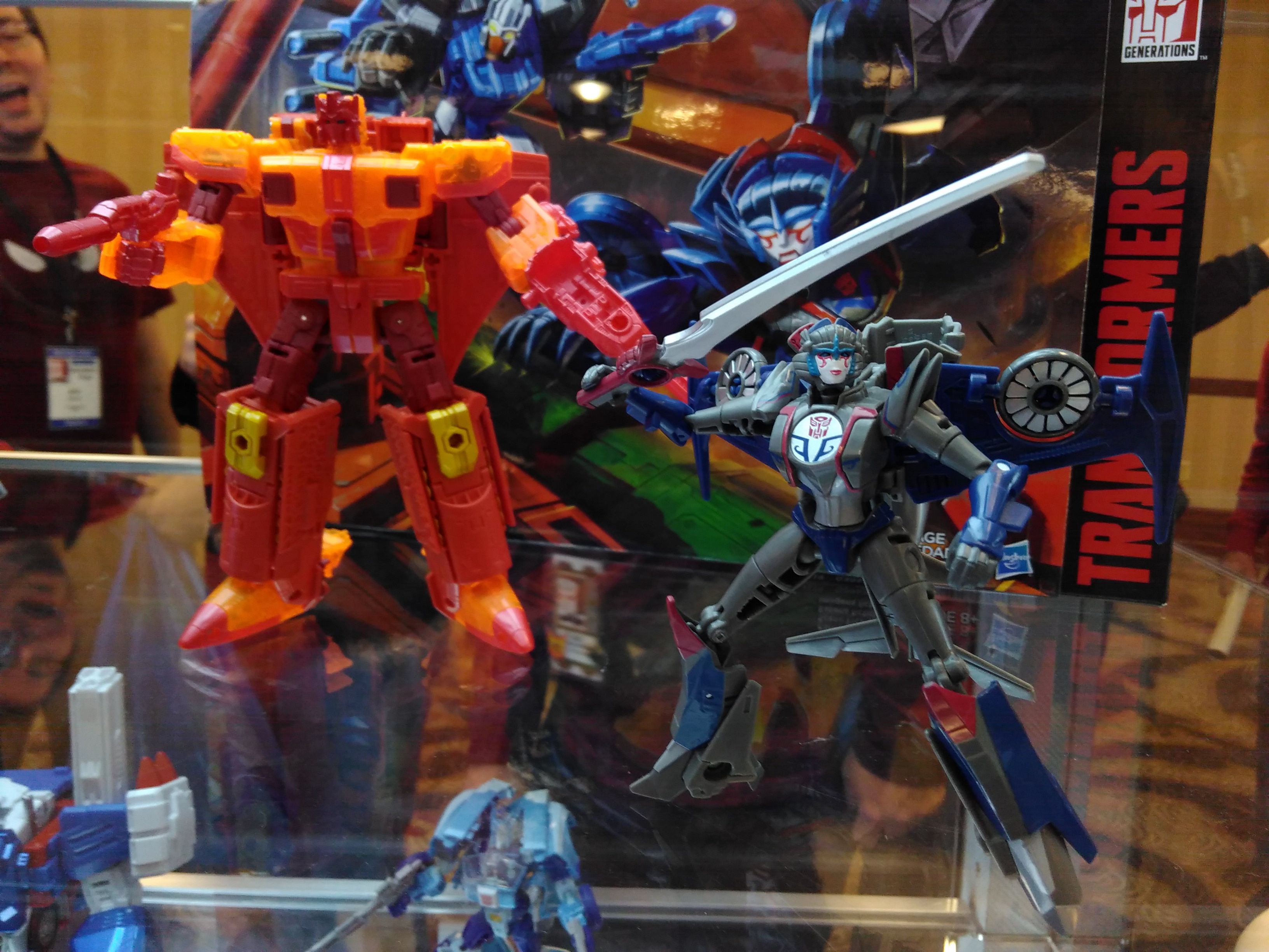 #Botcon2016 Galleries: Hasbro Floor Display - Platinum Edition, SDCC Exclusive, Robot and Alt Modes