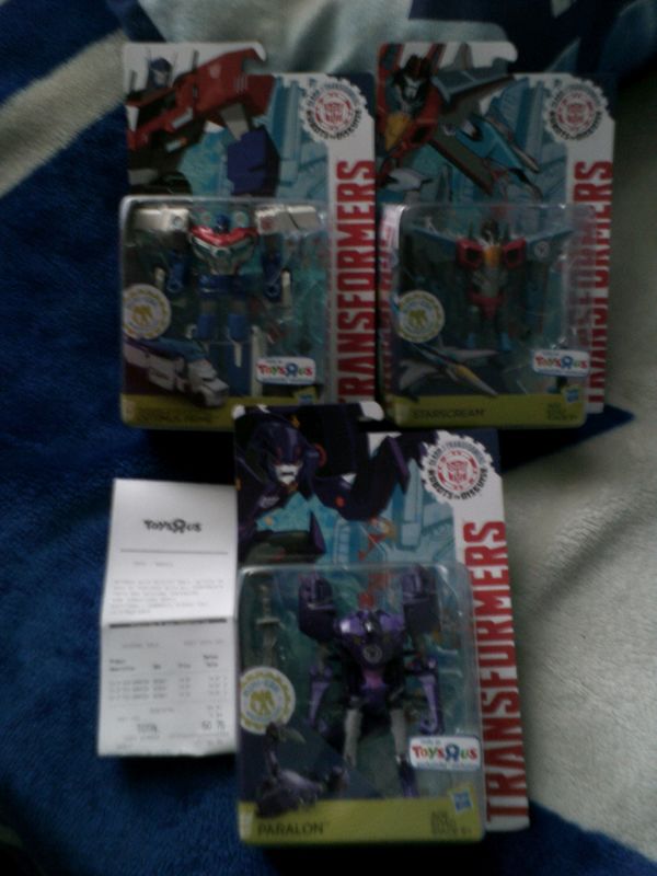 Warrior Class Starscream, Power Surge Optimus, and Paralon from Robots in Disguise Clash of the Transformers sighting