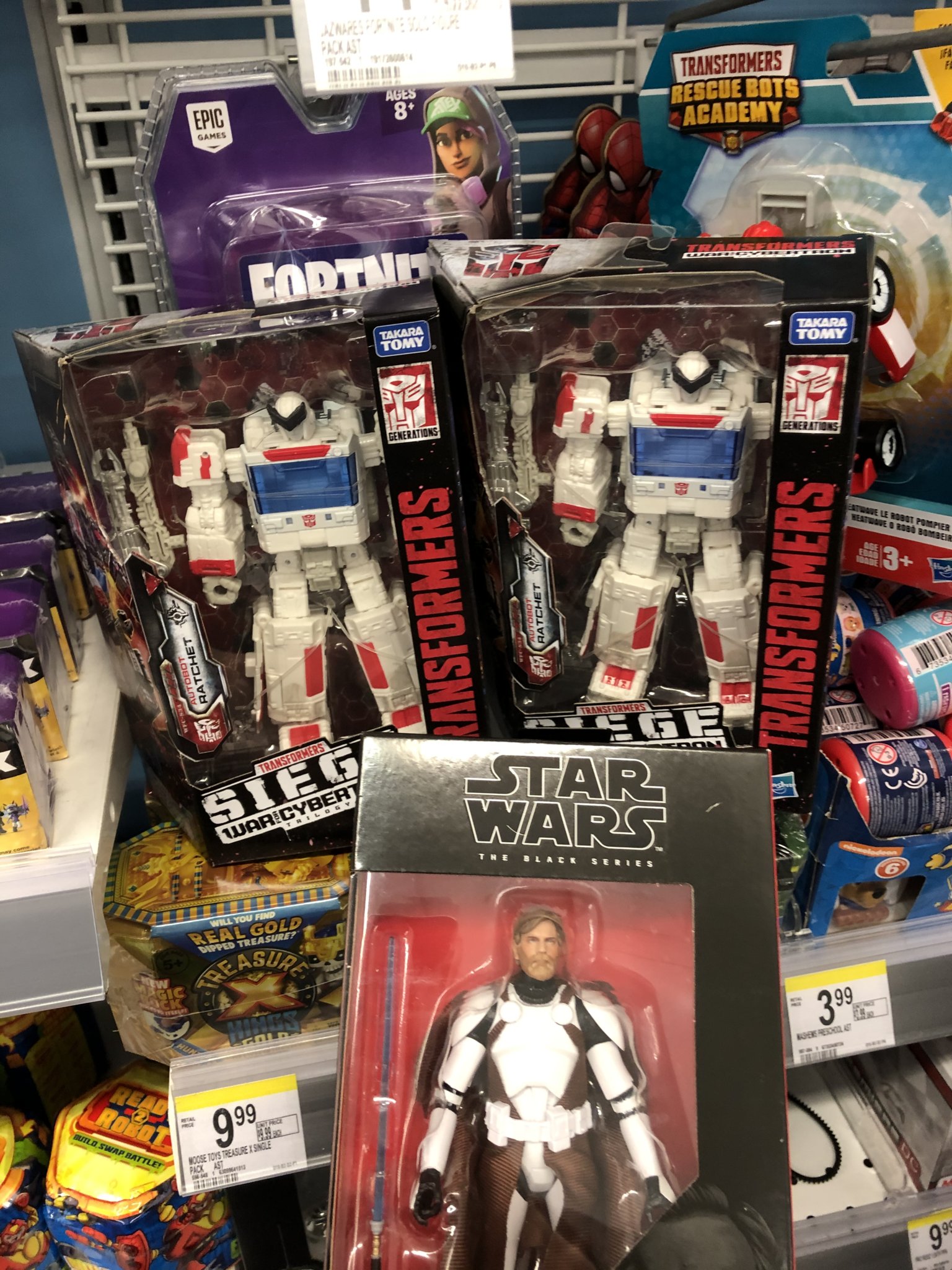 Exclusive WFC Siege Ratchet Found at Walgreens in the US
