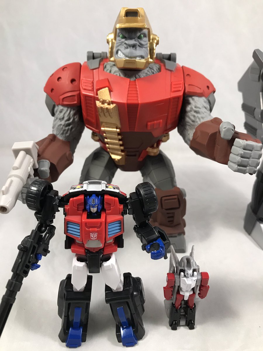 New In-Hand Images of Transformers Subscription Service Double Pretenders Optimus Prime and Megatron