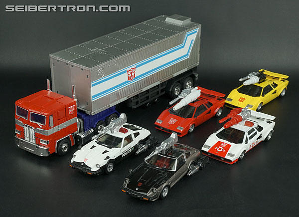 Transformers Masterpiece Official Guide available 7 / 30 / 2014