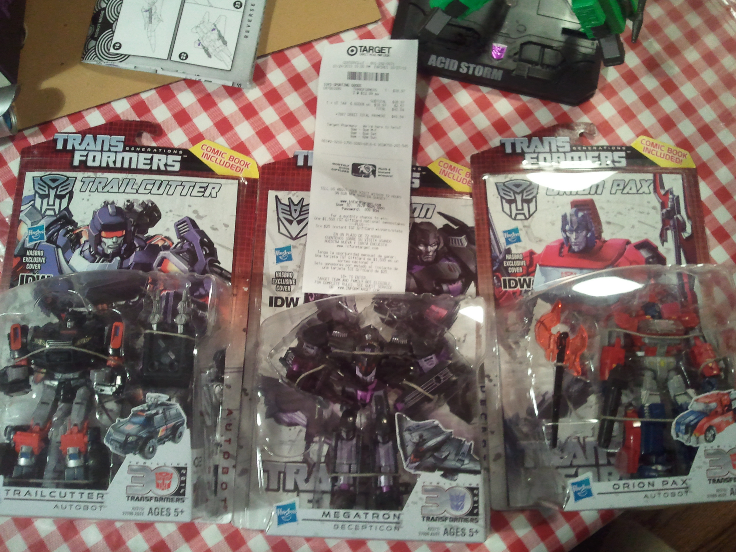 Transformers Deluxe IDW Generations Sighted at Retail