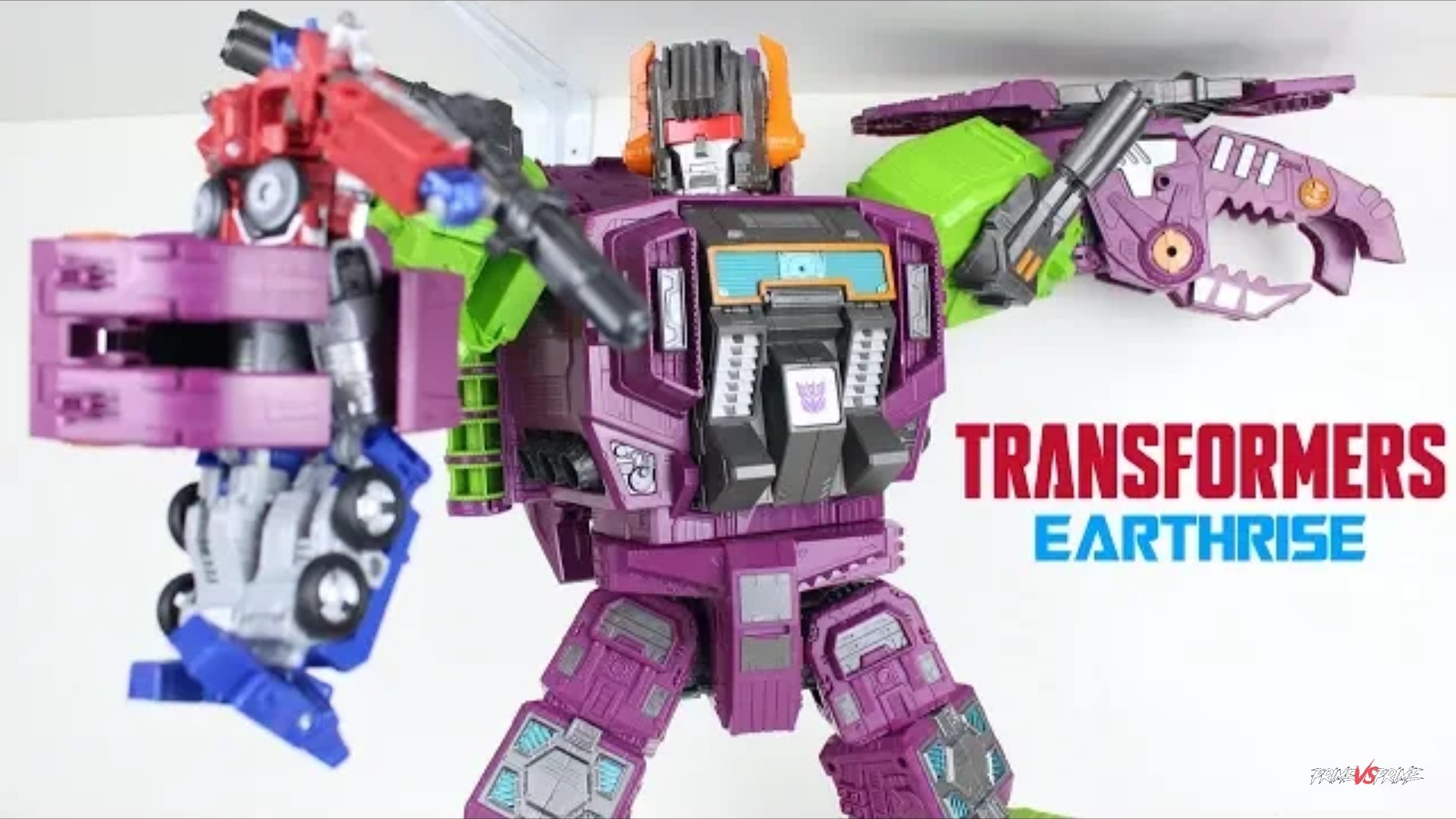 New Video Review of Transformers Earthrise Titan Class Scorponok