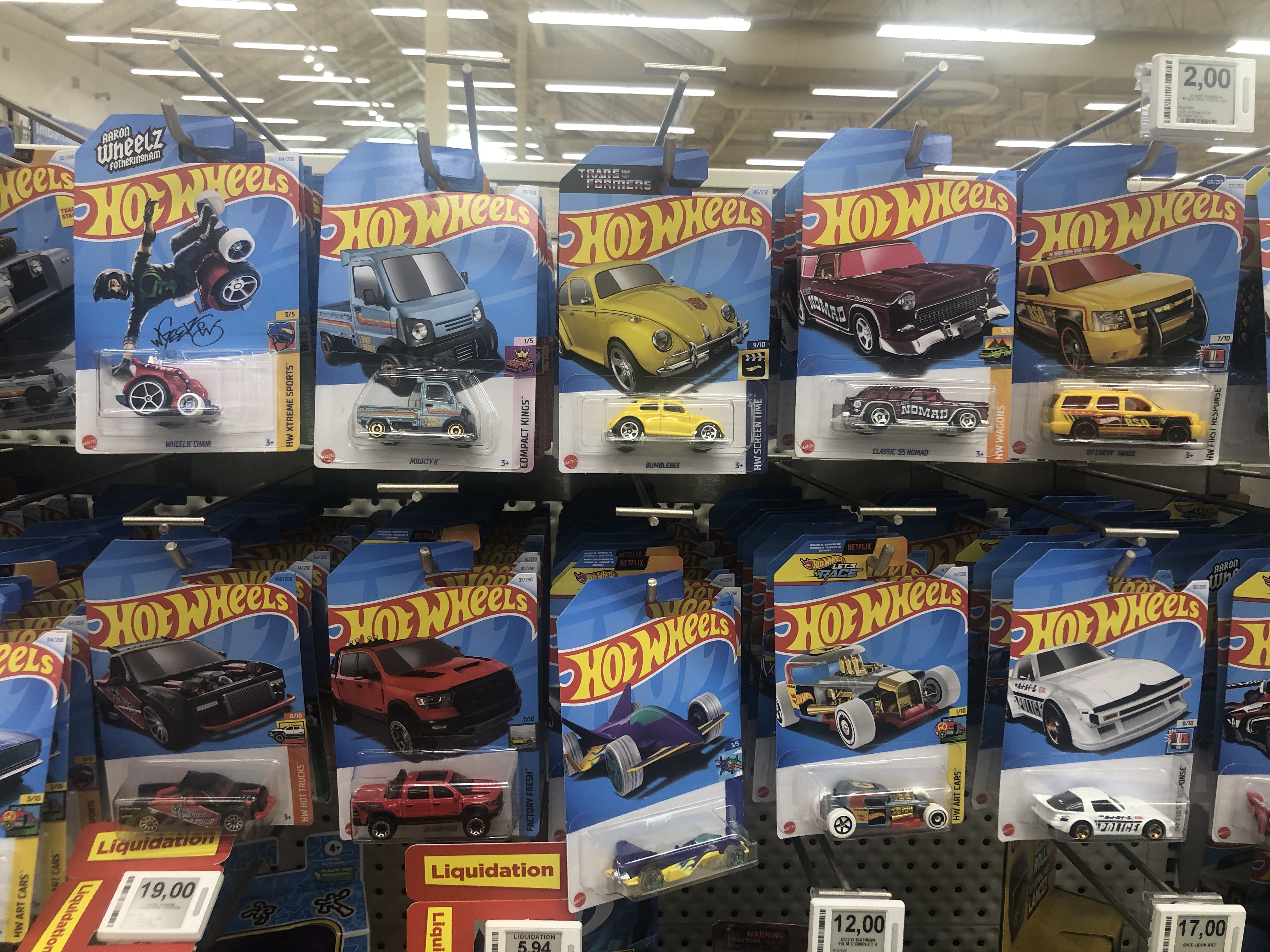 Hotwheels Bumblebee News: Canadian Sighting and Upcoming Non Chase Gold Variant