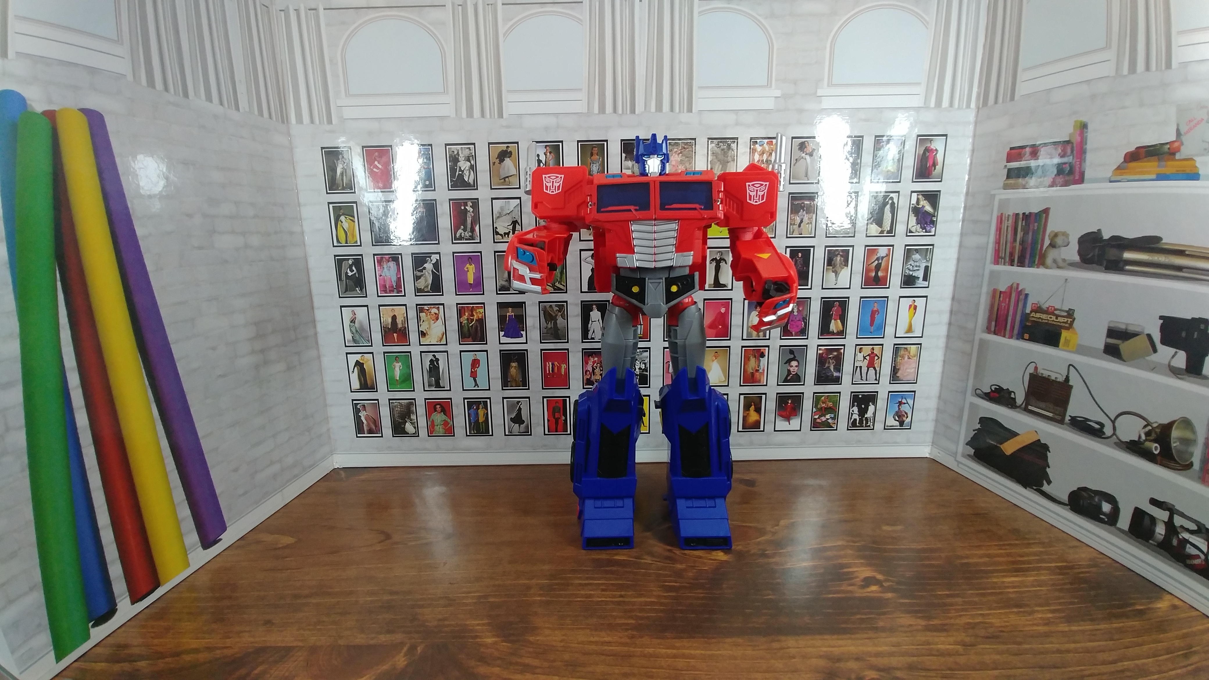 Transformers Cyberverse Ultimate Class Optimus Prime Review