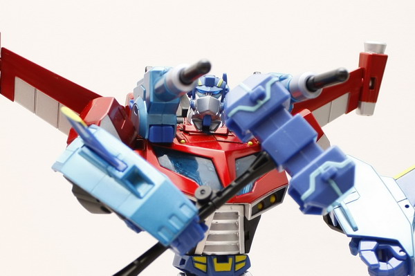 More Images of Takara Animated Wingblade Optimus Prime