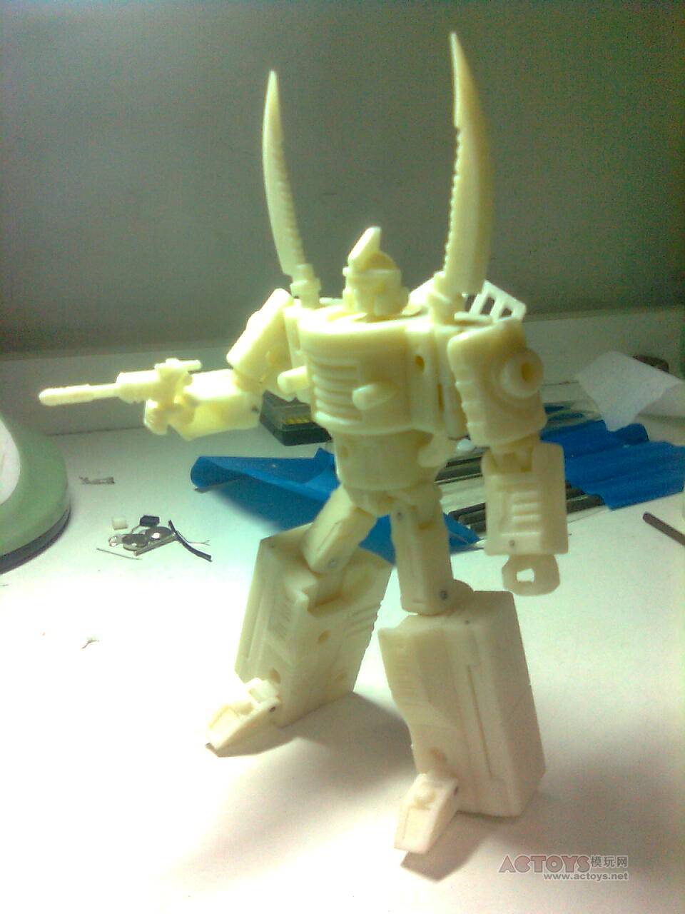 Third Party Hearts of Steel Insecticon Battle Train In The Making