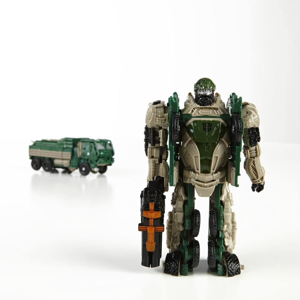 Promo Images: Transformers: Age of Extinction Power Battlers and One-Step Changers