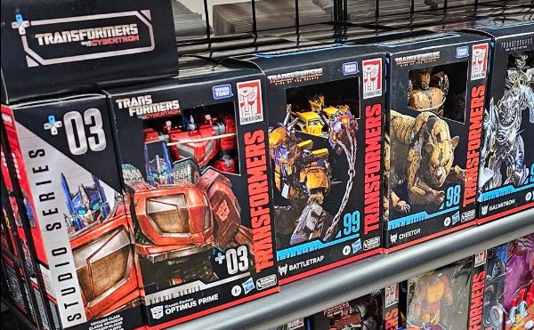 Studio Series Gamer Edition Optimus Prime Showing Up in Canadian and US Gamestops