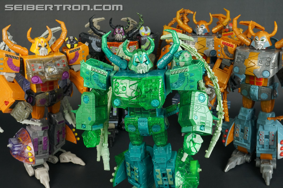 New Galleries: Platinum Unicron and Encore Unicron of Light