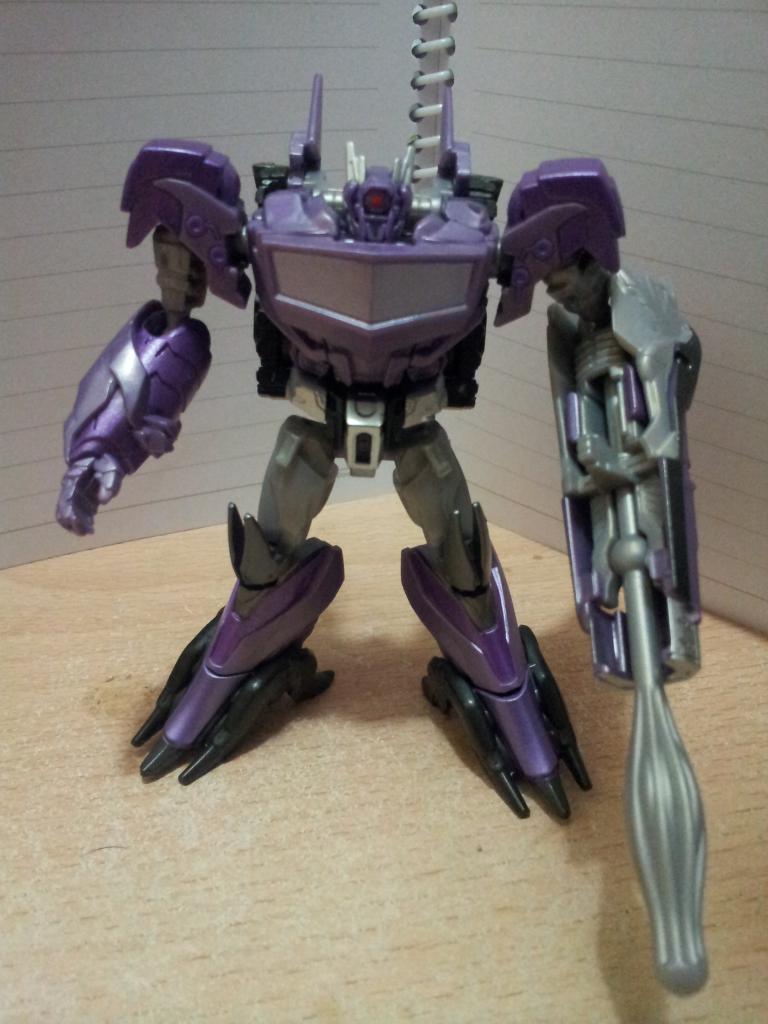 In-Hand Images of Transformers Prime Beast Hunters Cyberverse Commander Shockwave