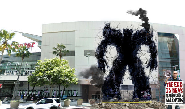 Transformers Crash The Staples Center