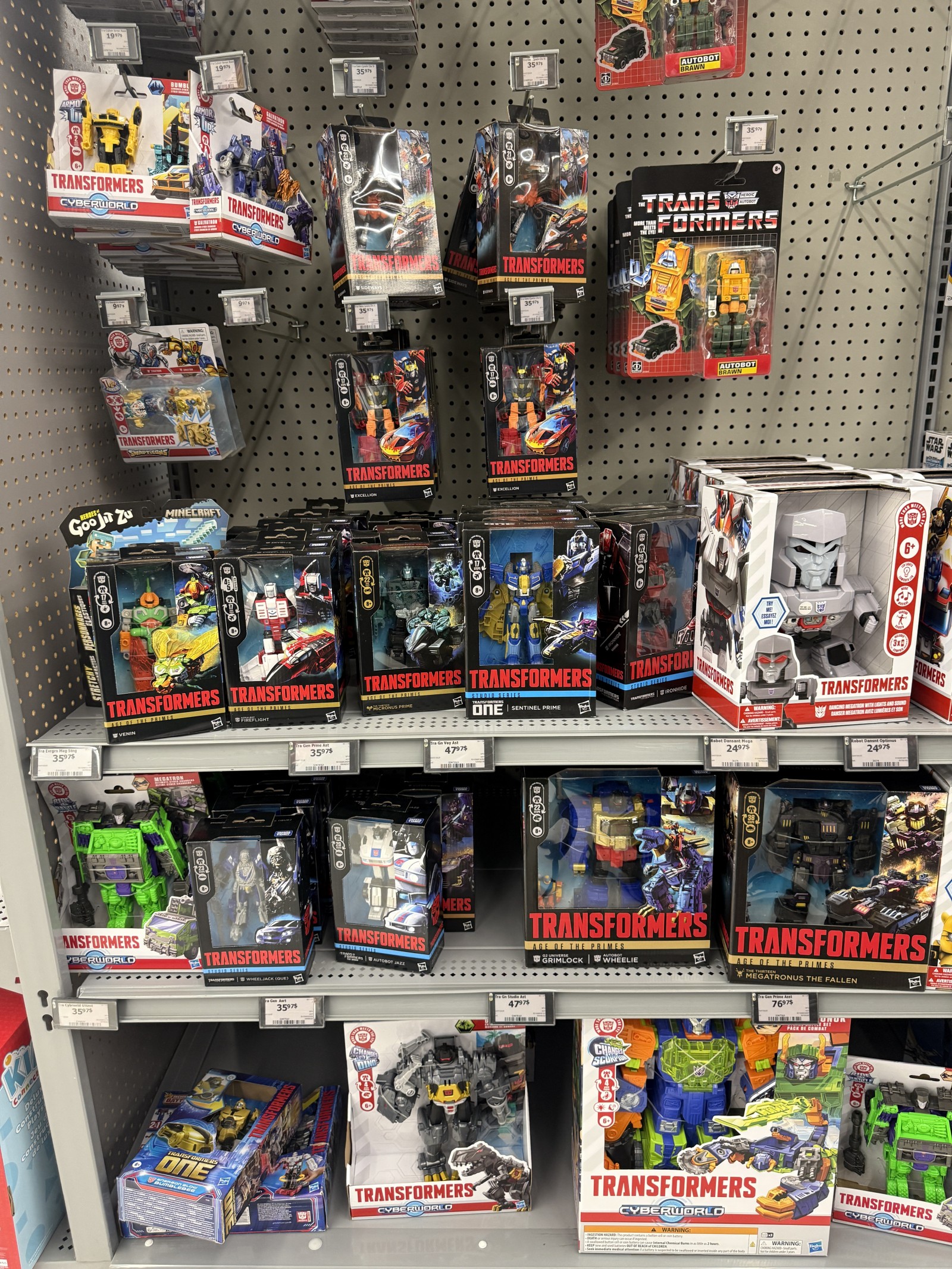 Transformers Age of the Primes Wave 3 Deluxes and Voyagers found in Canada