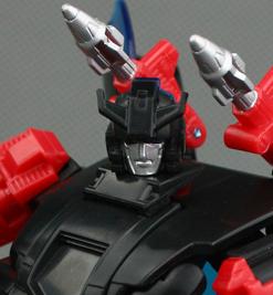 New Images of 2010 Botcon Streetstar - Transformers