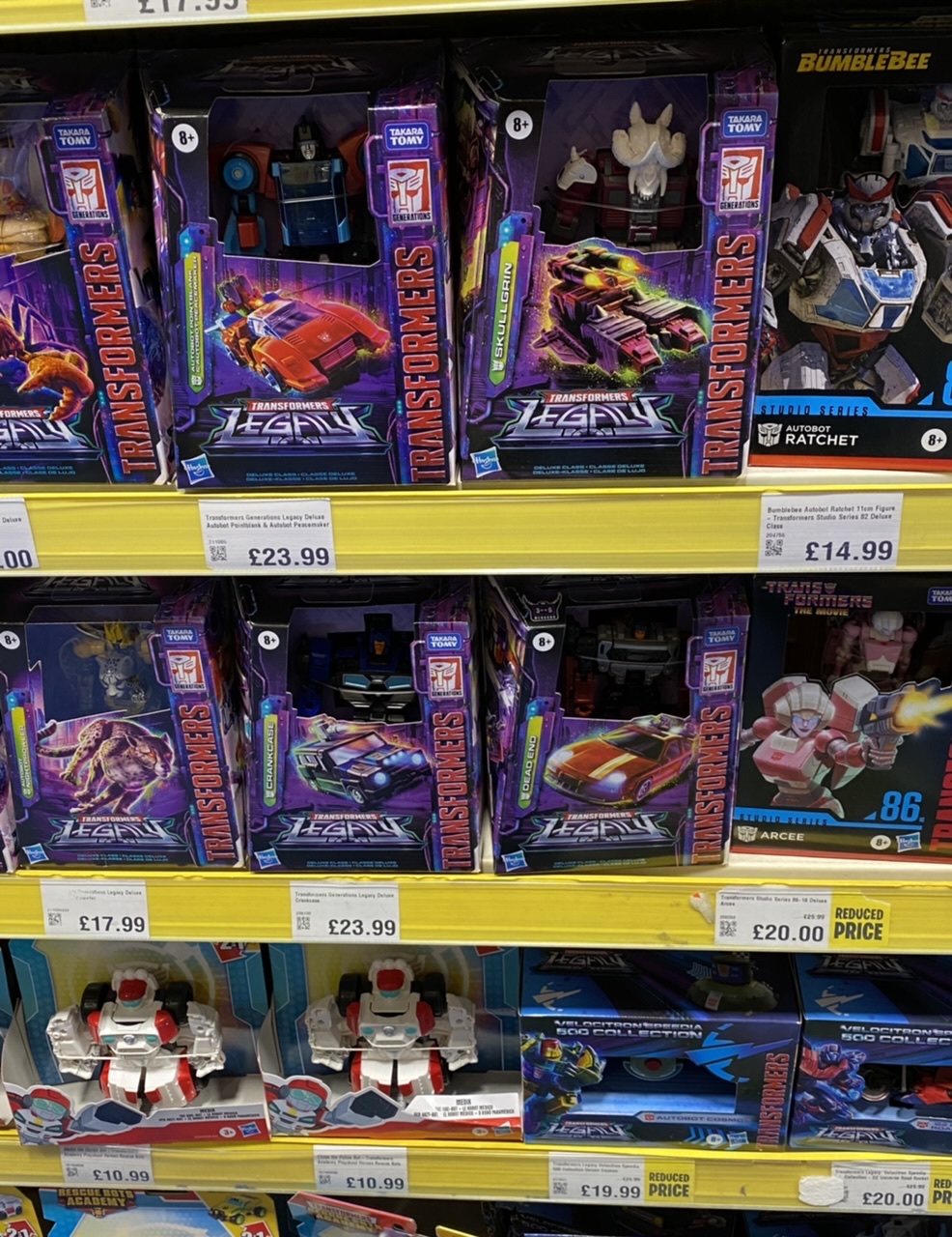 Legacy Wave 3 Deluxes and Voyagers Found in UK