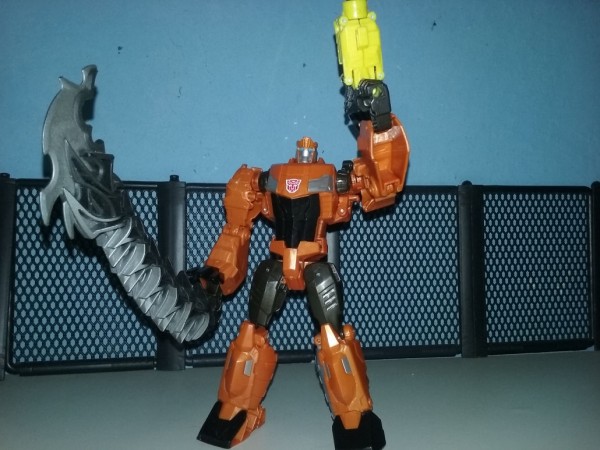 Pictorial Review of Transformers Cyber Battalion Grimlock