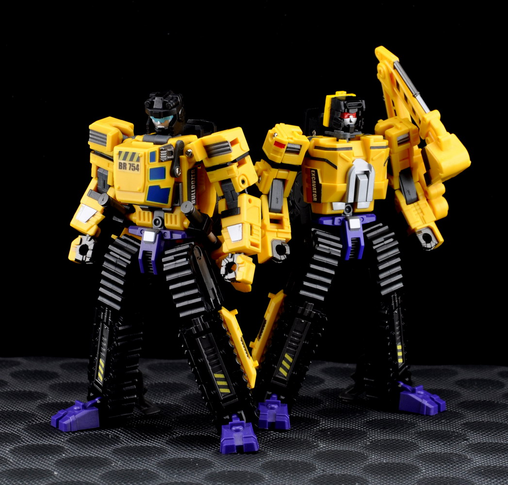 Chinese Language Video Review for Maketoys Bulldozer and Excavator