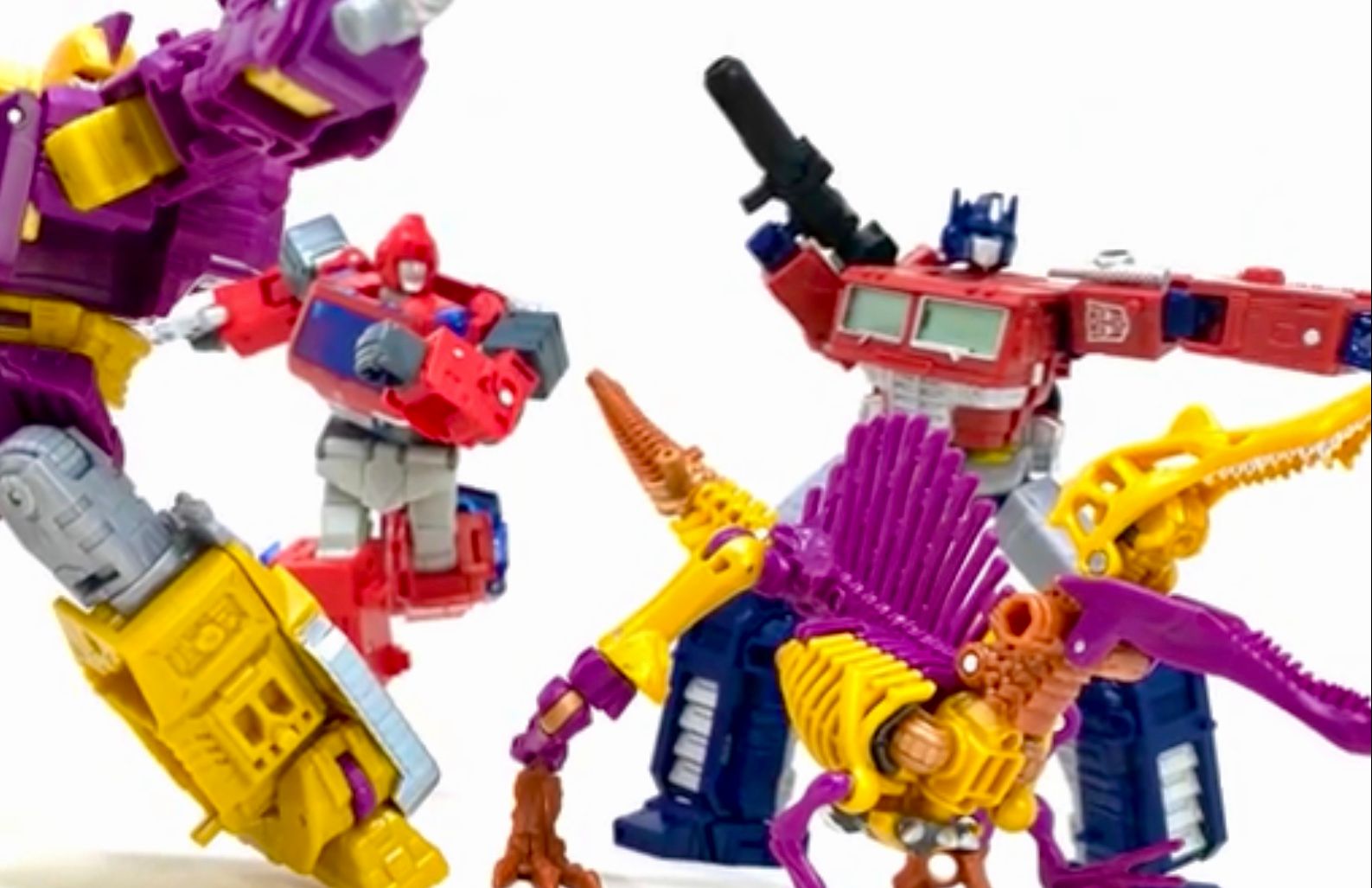 New Image of Studio Series 86 Voyager Class Ironhide
