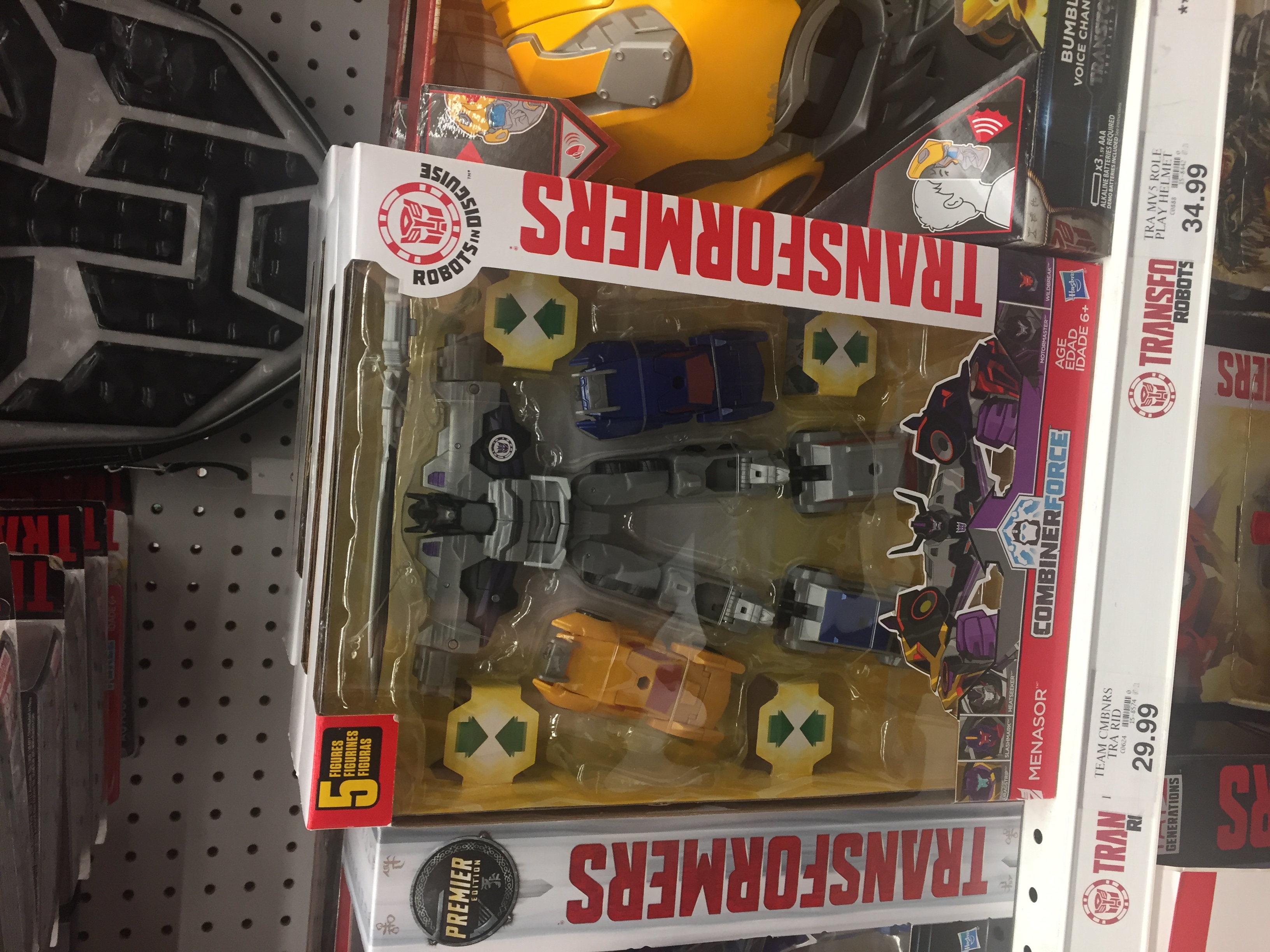 Transformers: Robots in Disguise Ultra Bee and Menasor Found at US Toysrus Stores