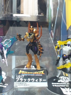 Tokyo Toy Show 2015 - Colored Prototypes of Upcoming Blackarachnia, Nightbird, and Slipstream