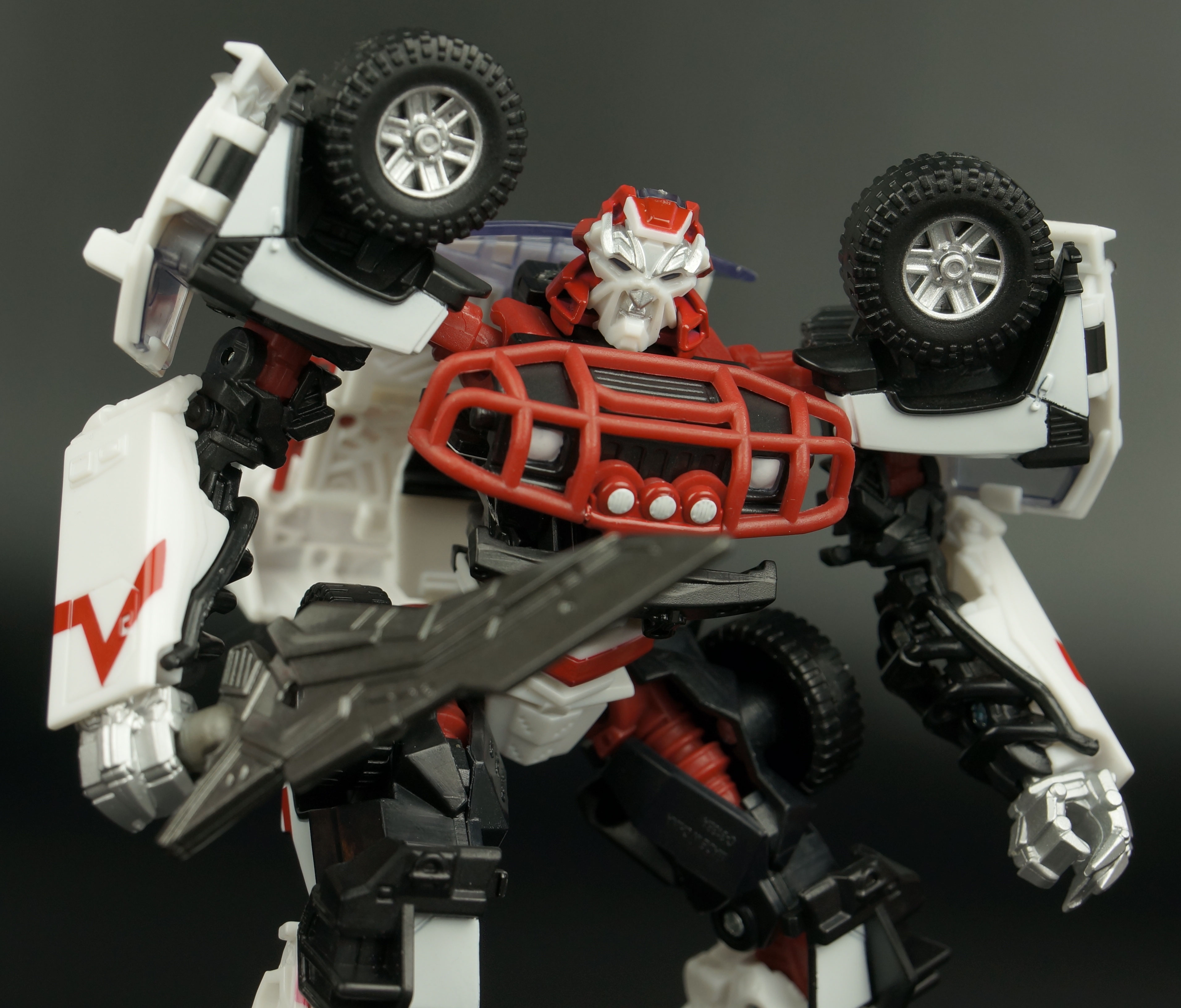 New Gallery: Age of Extinction Movie Advanced AD-15 Ratchet from Takara Tomy