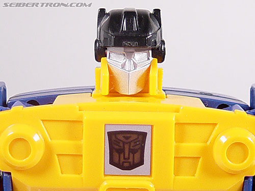 Transformers Collectors Club issue 28 cover: first look at Punch / Counterpunch exclusive!