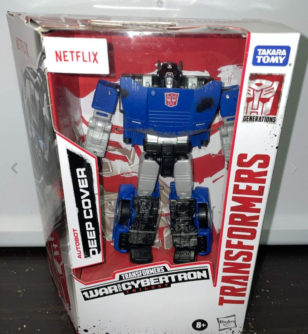 Wave 3 Deluxes from Netflix Transformers Line Found in US + First Look at Netflix Deep Cover