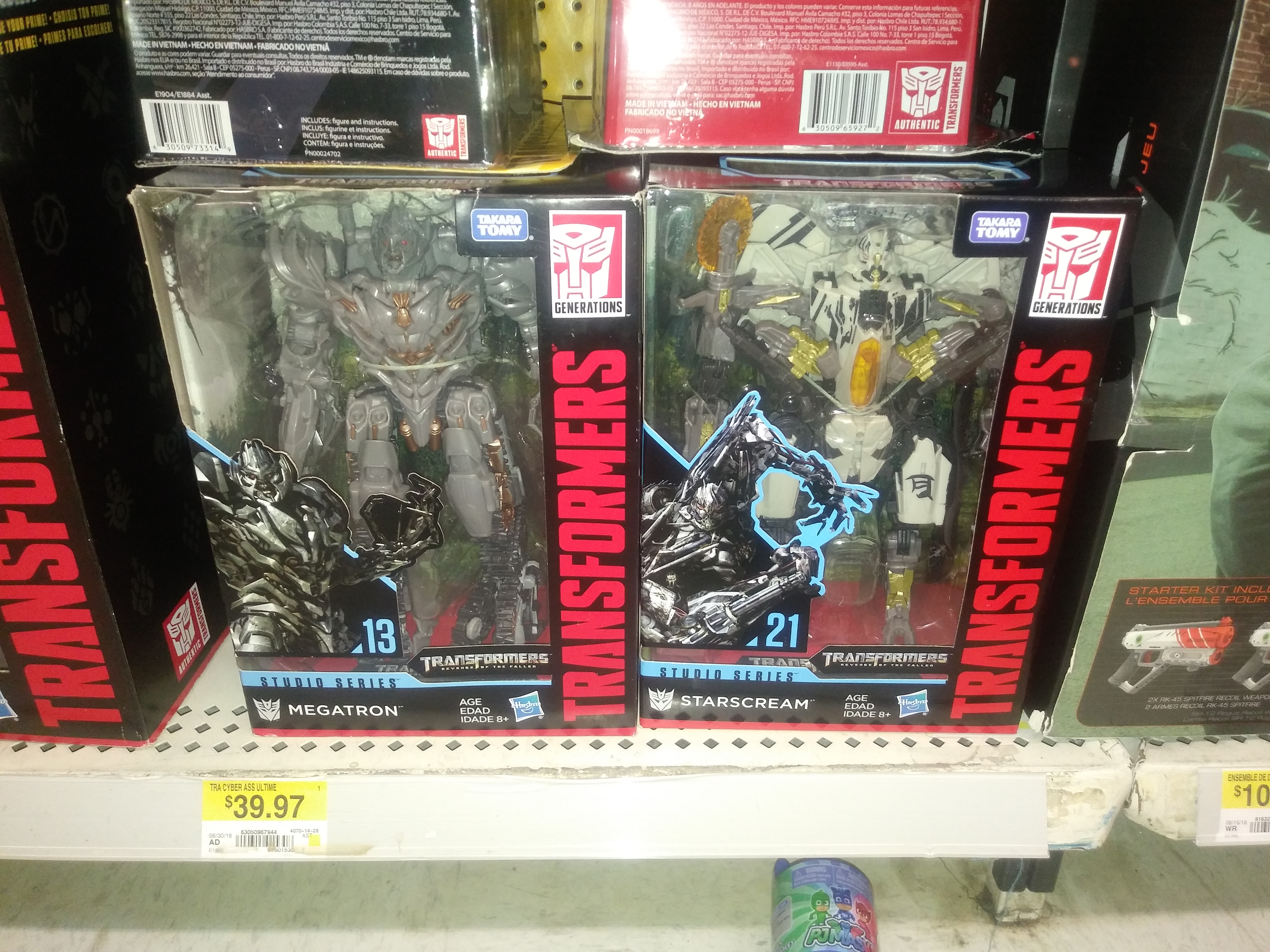 Studio Series Voyager Wave 4 with Tattooed Starscream Found at Canadian Retail