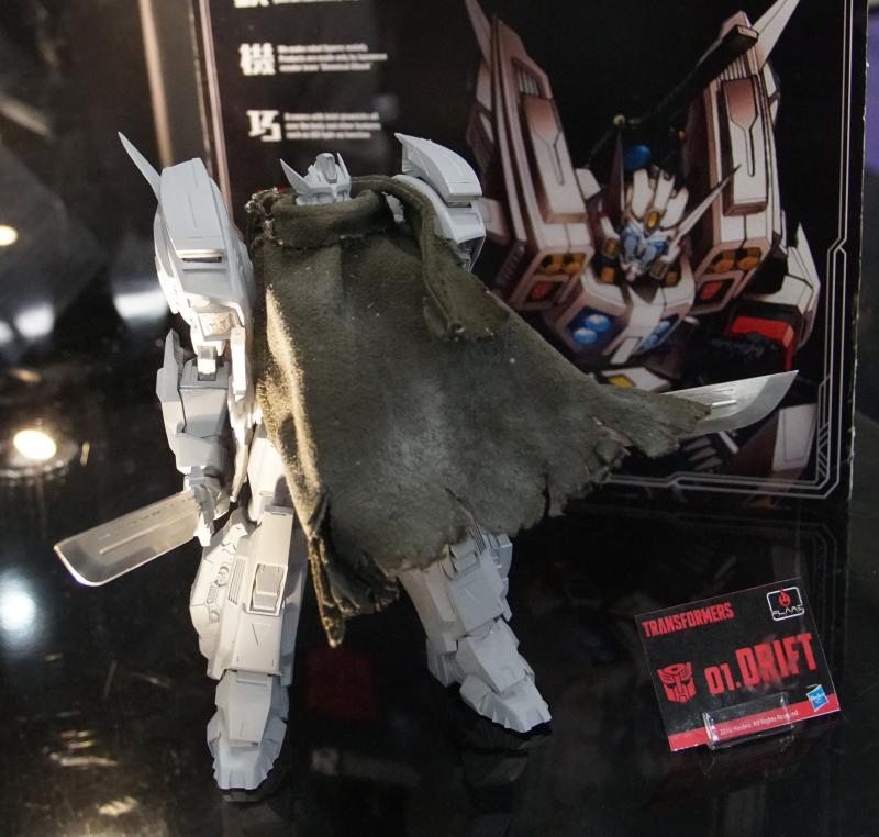 Toy Fair 2017 - Flame Toys' IDW Drift Gallery #TFNY #HasbroToyFair