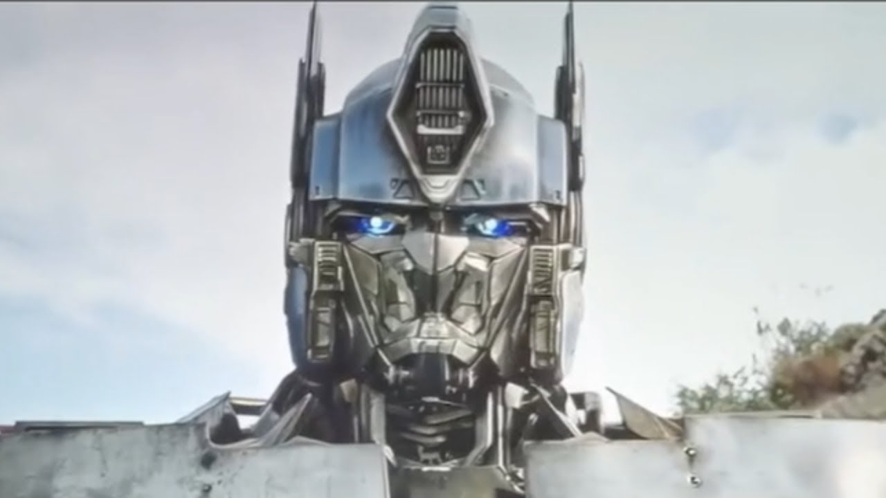 ROTB Optimus Prime Lead Designer Discusses Why the Face Looks Similar to the 2007 Movie