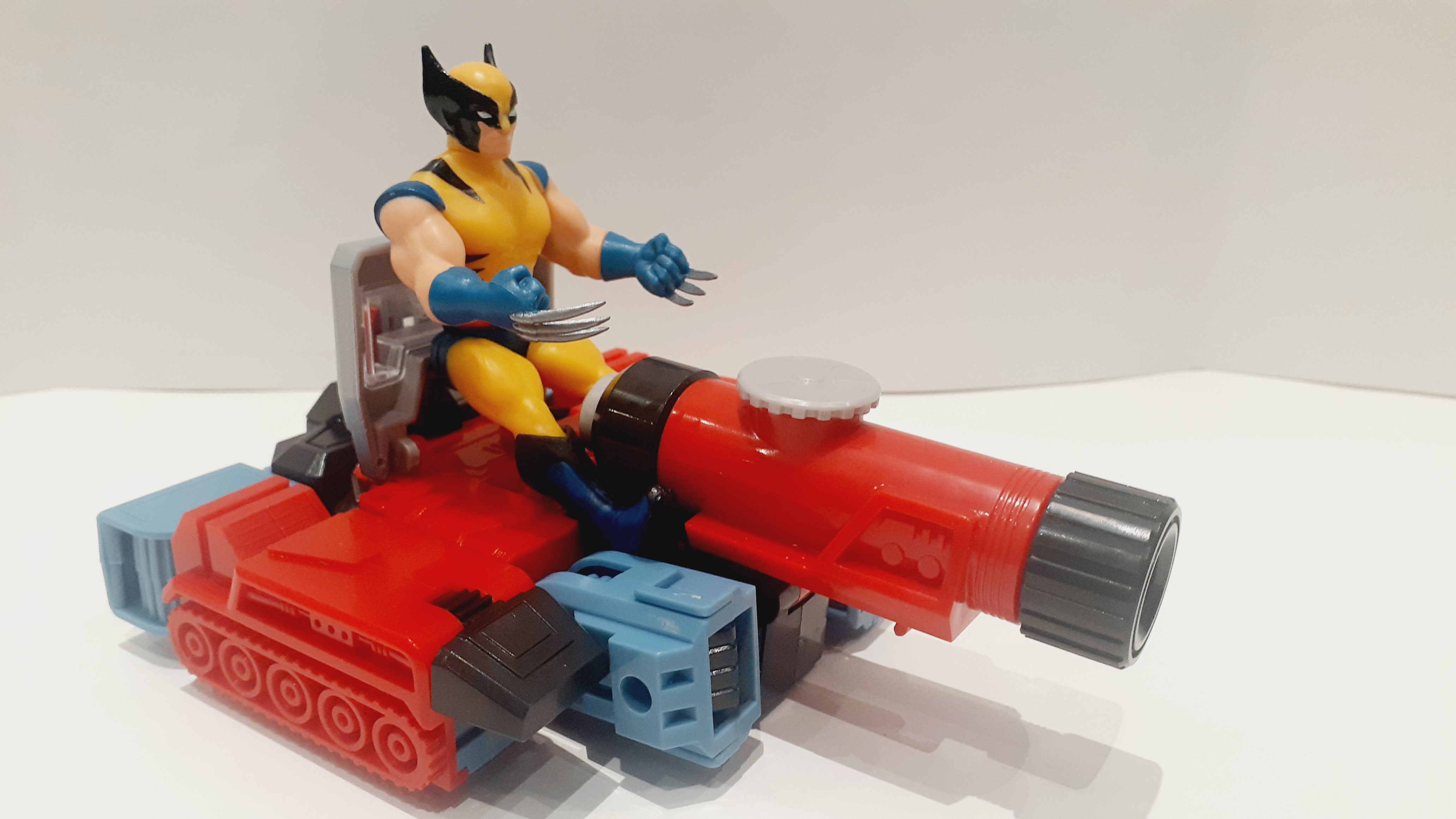 Images and Review of New G1 Perceptor Reissue in Cartoon Colors Showing Comparisons and 4 Modes