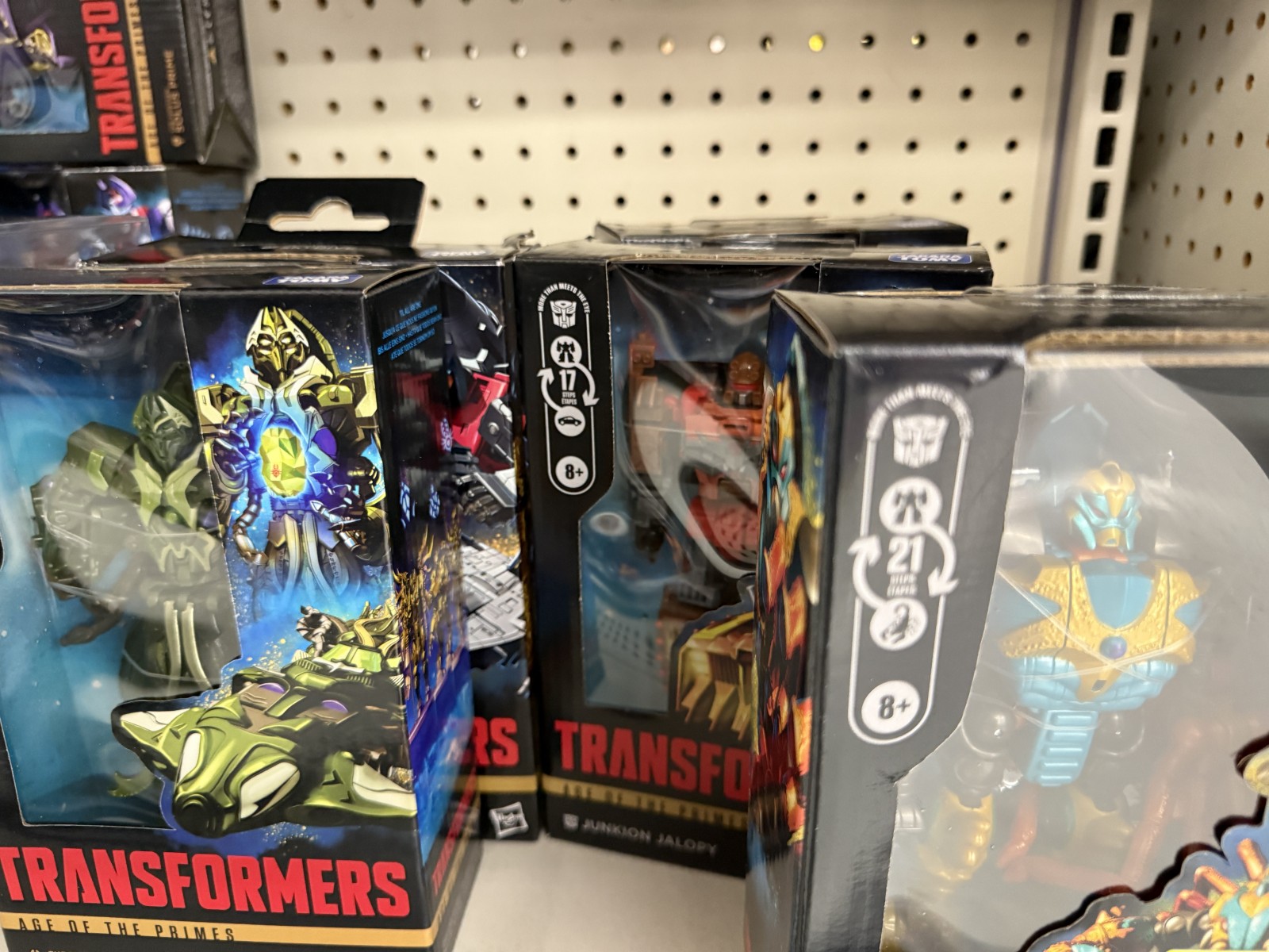 Transformers Age of the Primes Wave 4 Deluxes out in Canadian Walmarts + Reviews