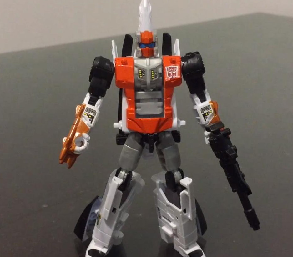 Video Review - Transformers Generations Combiner Wars Hasbro Asia Sticker Sheet