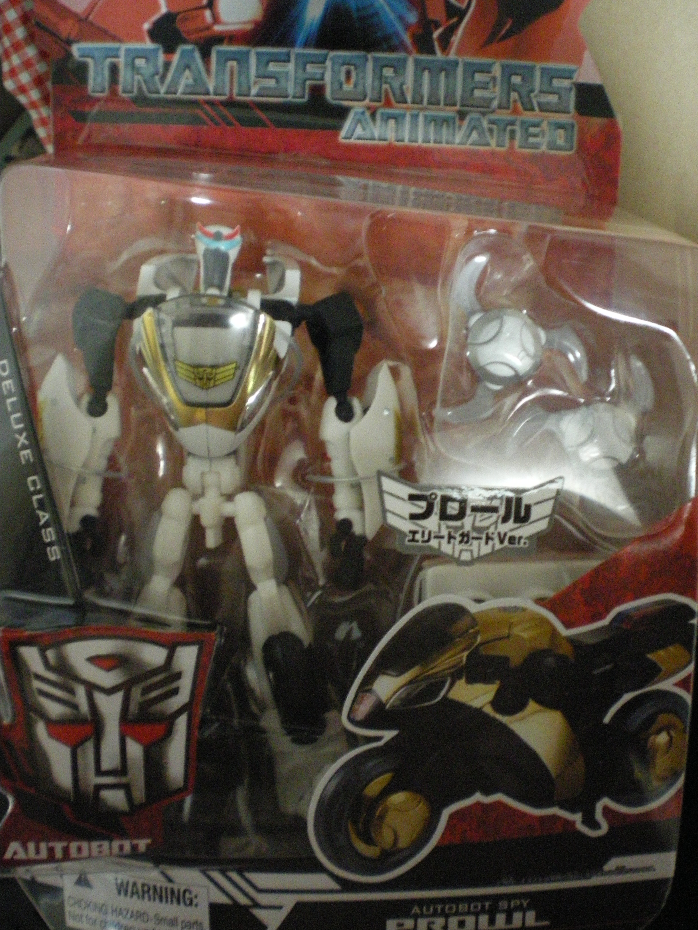 Japanese exclusive Transformers Animated Elite Guard PROWL Package Images