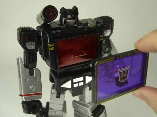 Takara Tomy Transformers Masterpiece MP-13B Soundblaster Optional Purple Chest Piece