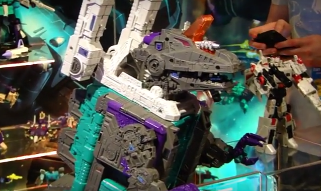 Toy Fair 2017 - Generations Transformers Titans Return Display Video  #TFNY #HasbroToyFair