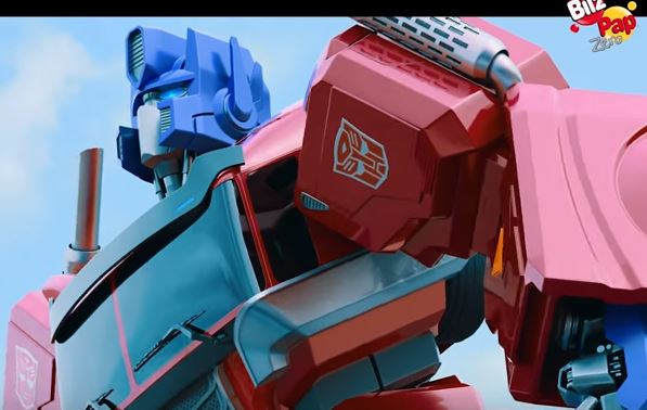 Transformers Evergreen Designs Featured in Bily y Maik Commercial