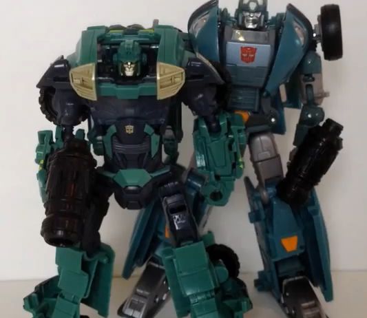 Transformers Prime Deluxe Sergeant Kup Video Review