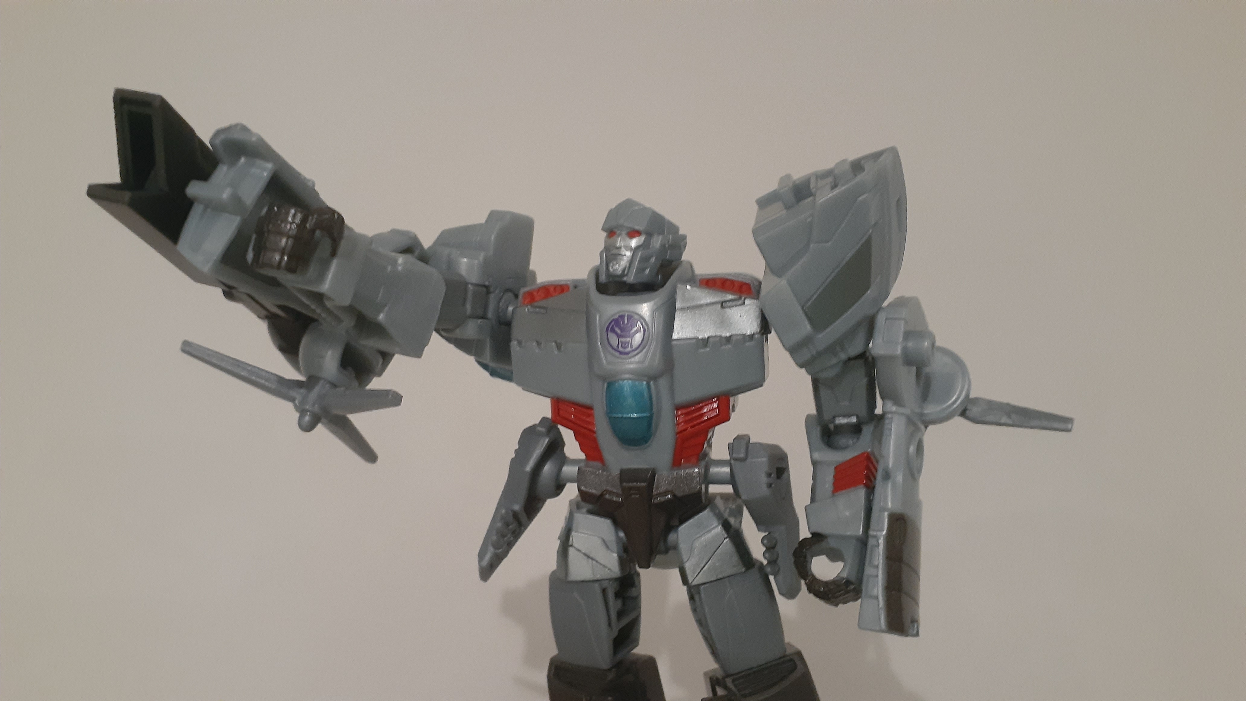 Video Review for Transformers Earthspark Deluxe Megatron