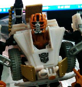 New Looks at DOTM Target Exclusive Starscream & Landmine Repaint