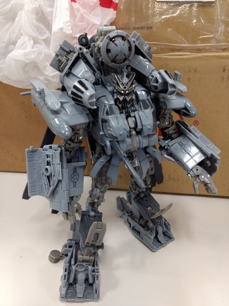 Helpful Fixes and Mods for Transformers Studio Series Bumblebee and Blackout