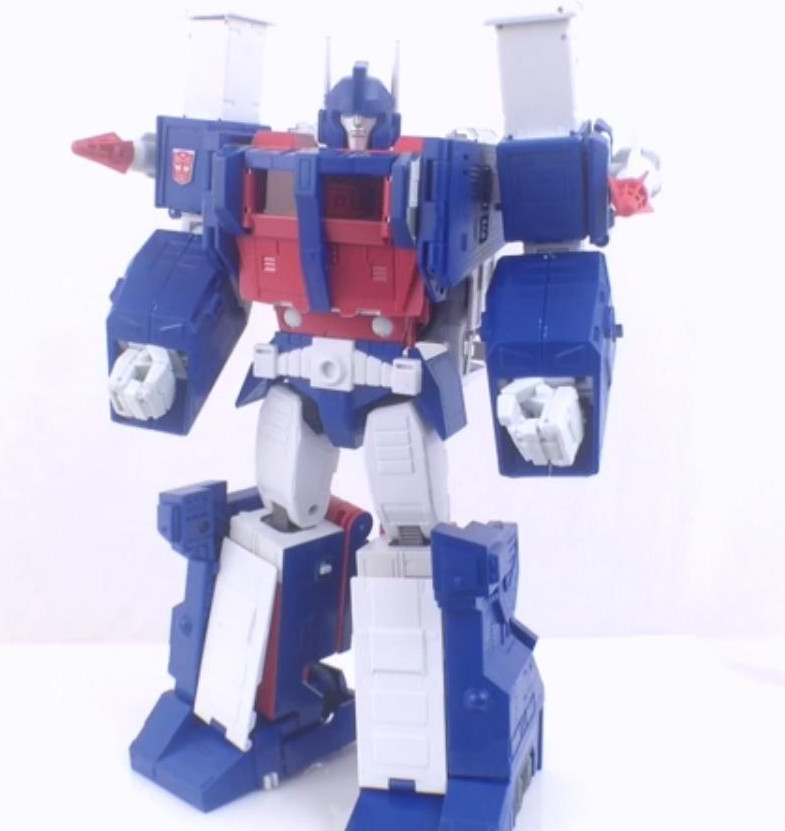 Video Review - Transformers Masterpiece MP-22 Ultra Magnus