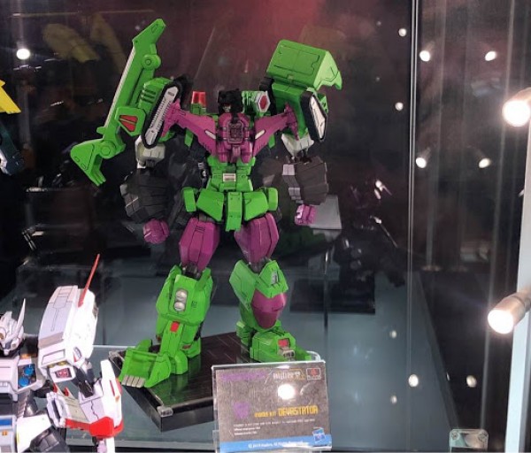 Flame Toys Furai Model Kits and Kuro Kara Kuri Figures on Display at San Diego ComicCon #SDCC2019